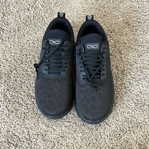Infinity by Cherokee uniforms size 8.5 women’s tennis shoes for sale NEVER USED